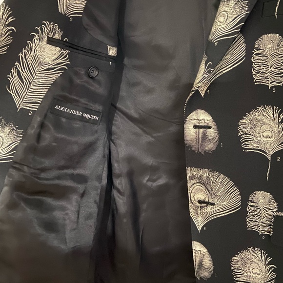 Alexander McQueen jacquard peacock feather print Blazer 2017 runway collection - Picture 2 of 4